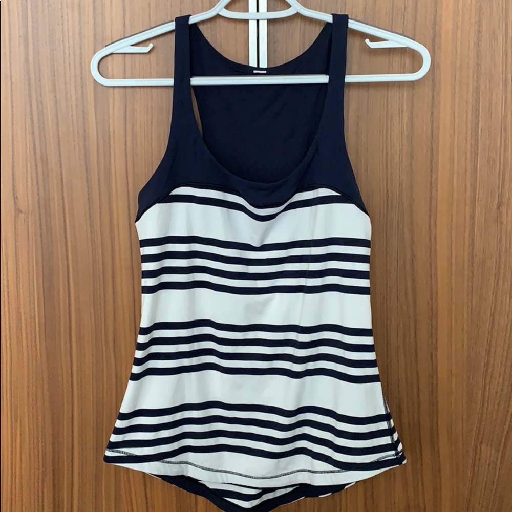 Lululemon tank top
